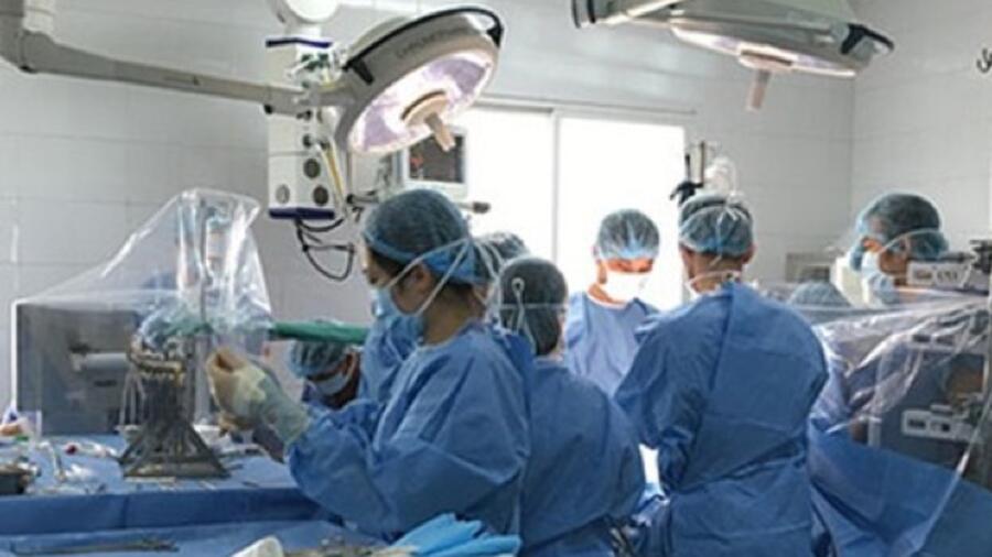 Phẫu thuật cứu sống thành công bệnh nhân bị vết thương tim