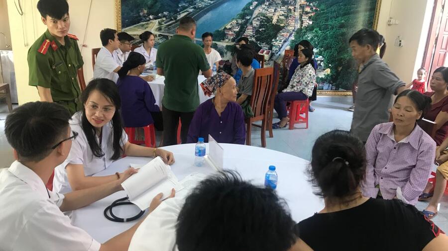 Đoàn thanh niên Bệnh viện 19-8 khám bệnh tình nguyện tại Na Hang – Tuyên Quang