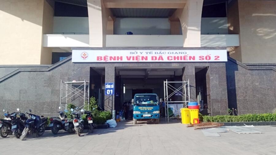 Thầy thuốc CAND chiến đấu với COVID-19 trong nắng nóng đỉnh điểm