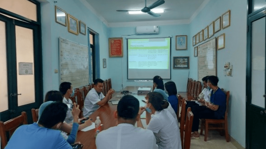 Tập huấn “Khử khuẩn - tiệt khuẩn và xử lý dụng cụ”