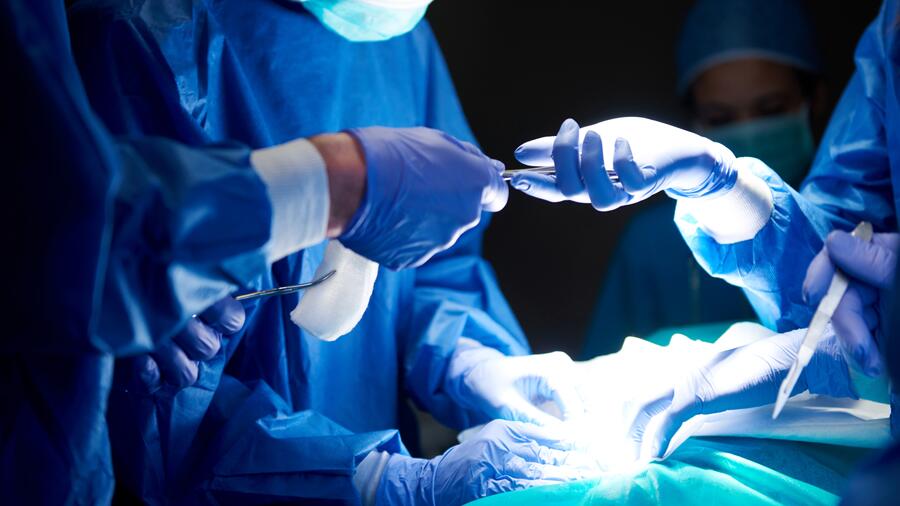QUY TRÌNH KỸ THUẬT PHẪU THUẬT CẮT DA QUI ĐẦU