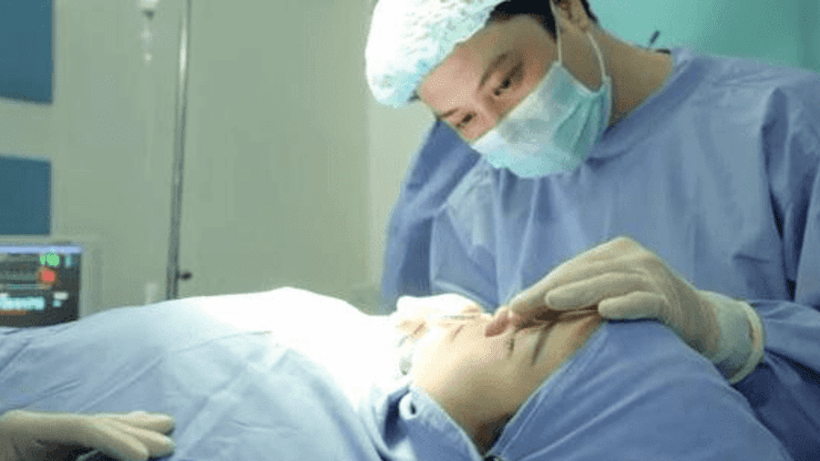 HÚT RỬA MŨI, XOANG SAU MỔ