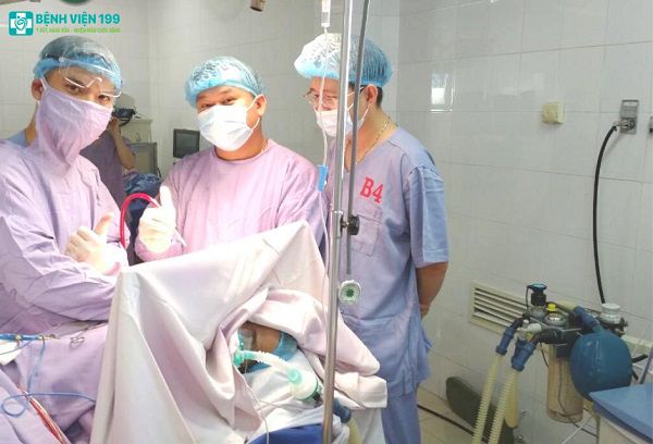 Các bác sỹ vẫn giữ tinh thần lạc quan, vui vẻ trong quá trình làm việc